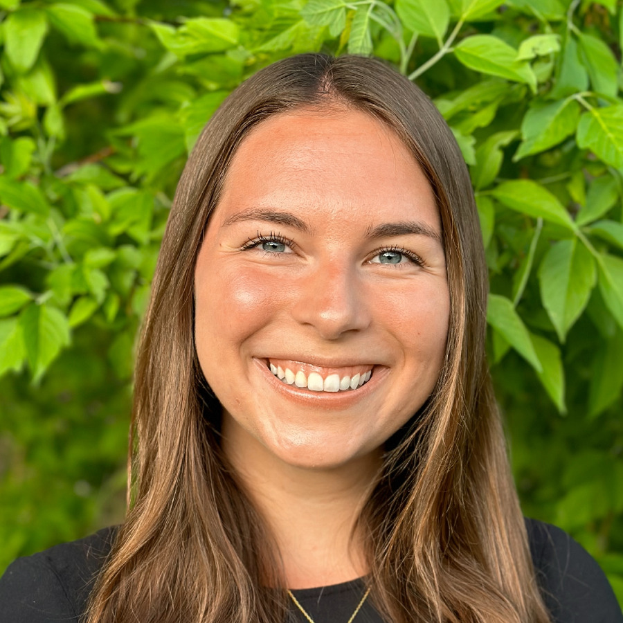 Hannah Ellingson – MA, Intern